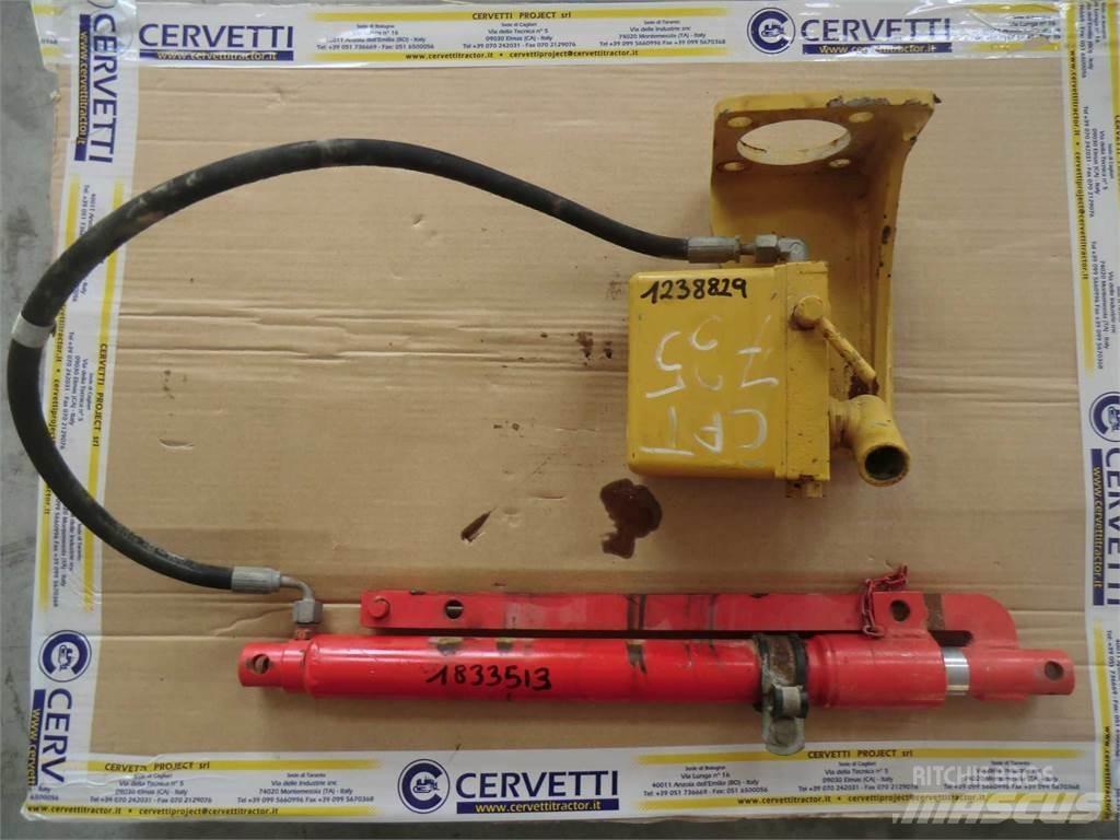 CAT 735 Строительная техника - Другие