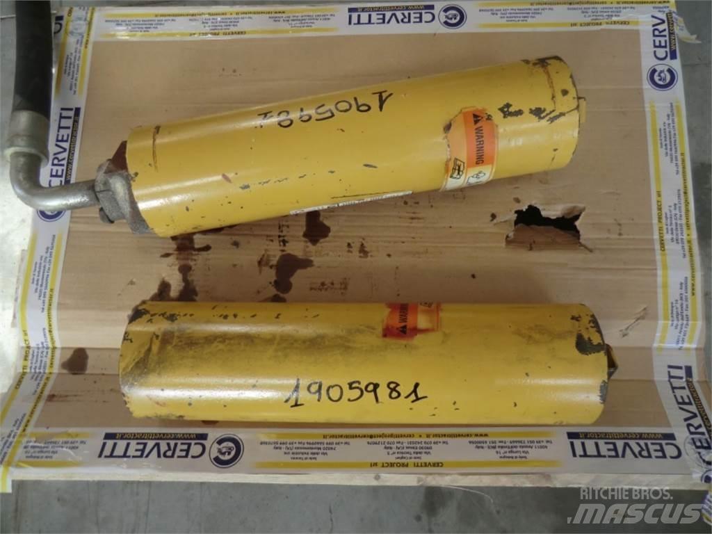 CAT 735 Строительная техника - Другие