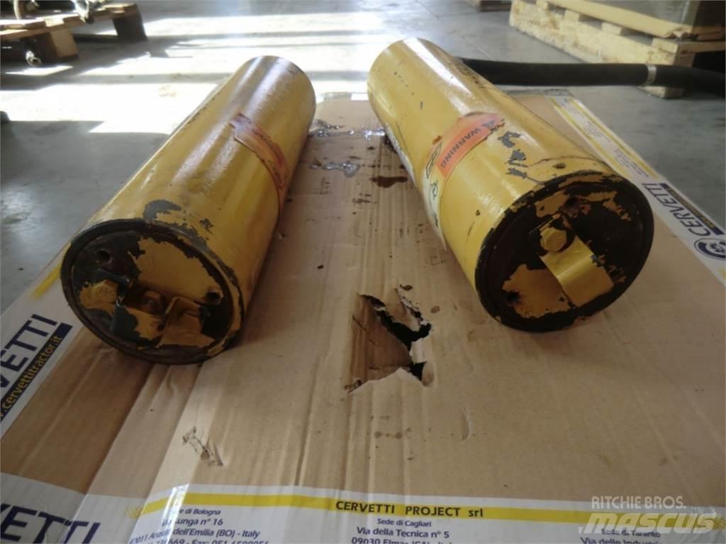 CAT 735 Строительная техника - Другие