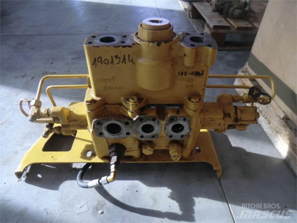 CAT 735 Строительная техника - Другие