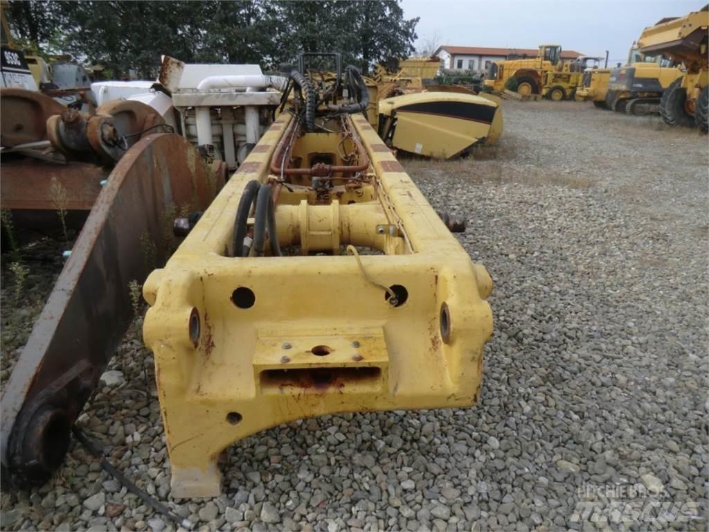 CAT 735 Ходовая часть и подвеска