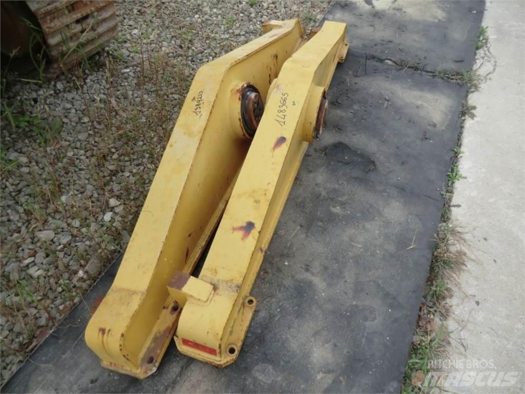 CAT 735 Строительная техника - Другие