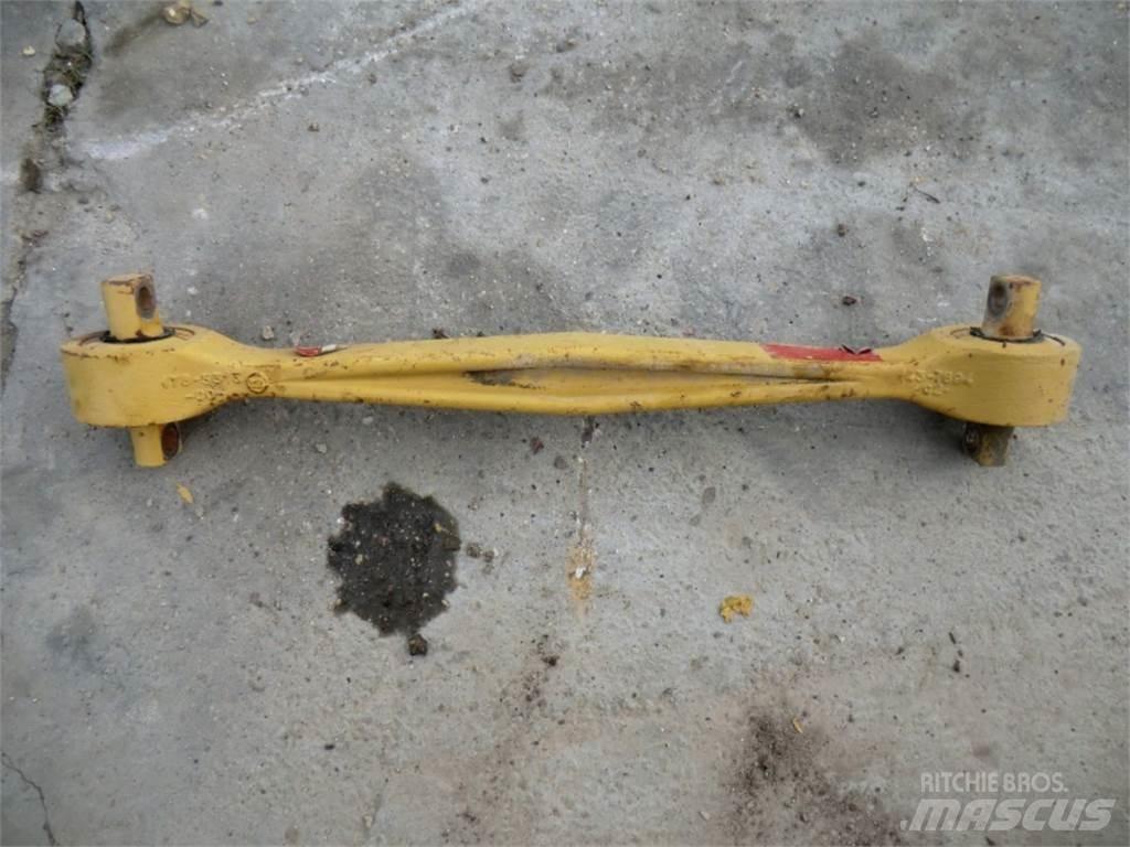 CAT 735 Гусеницы и цепи
