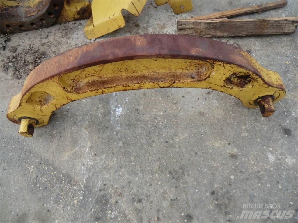 CAT 735 Гусеницы и цепи