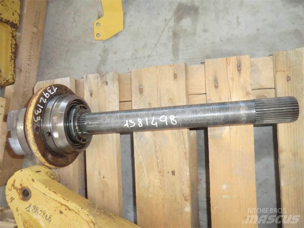 CAT 735 Строительная техника - Другие