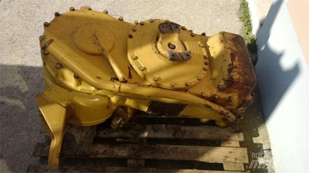 CAT 735 Строительная техника - Другие