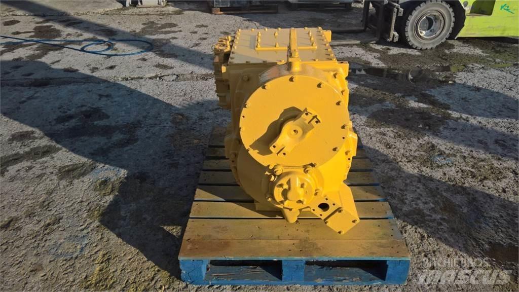 CAT 769D Строительная техника - Другие