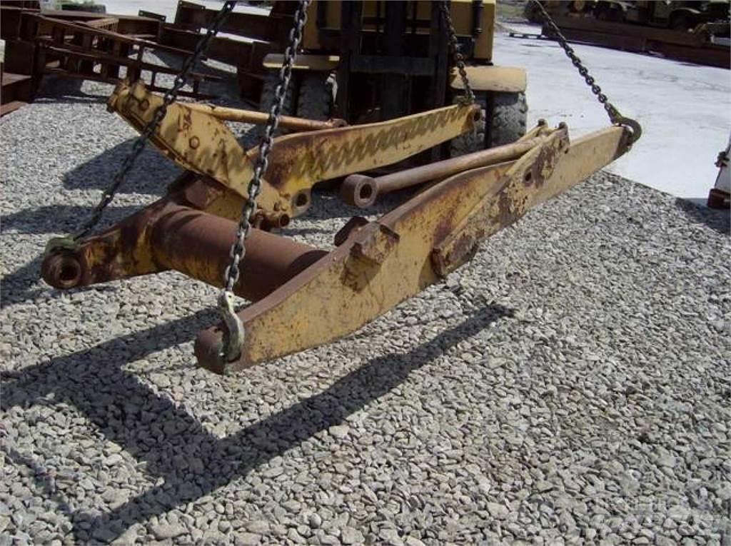 CAT 910 Ходовая часть и подвеска