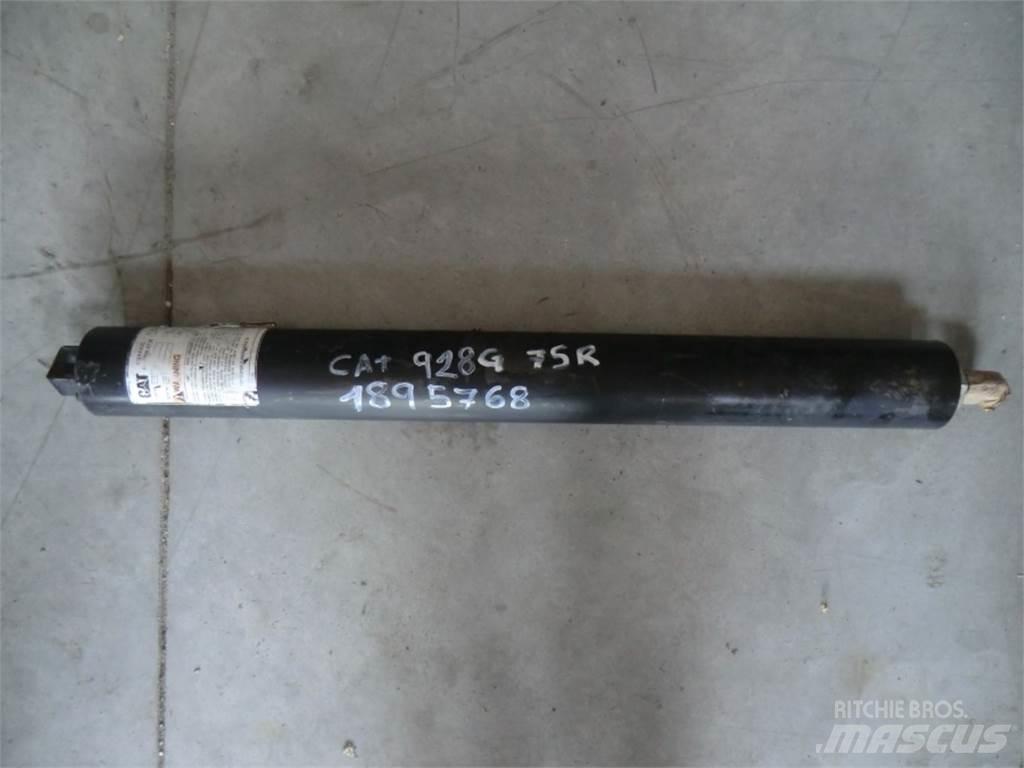 CAT 928G Строительная техника - Другие