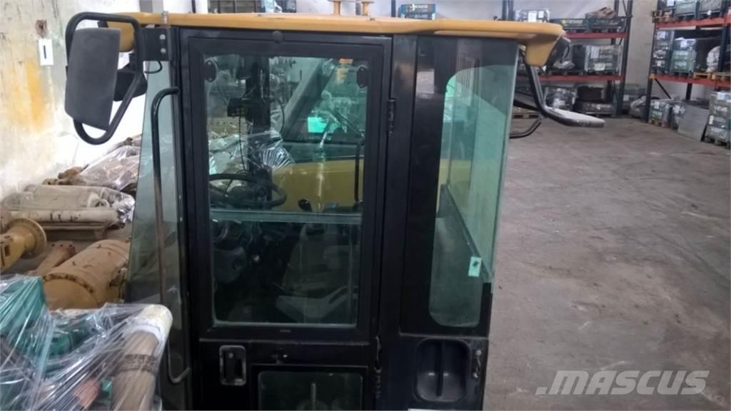 CAT 928G Ходовая часть и подвеска
