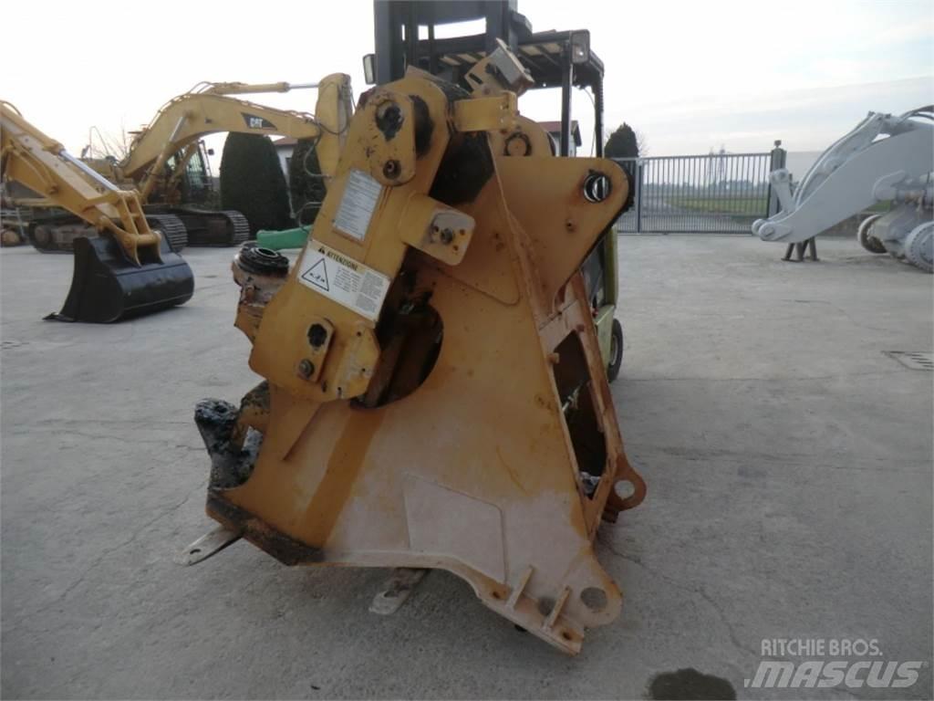 CAT 928G Ходовая часть и подвеска