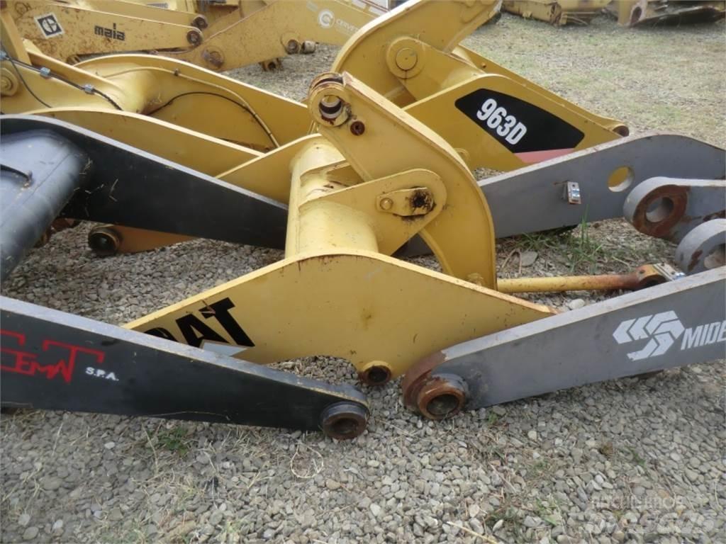 CAT 943 Ходовая часть и подвеска