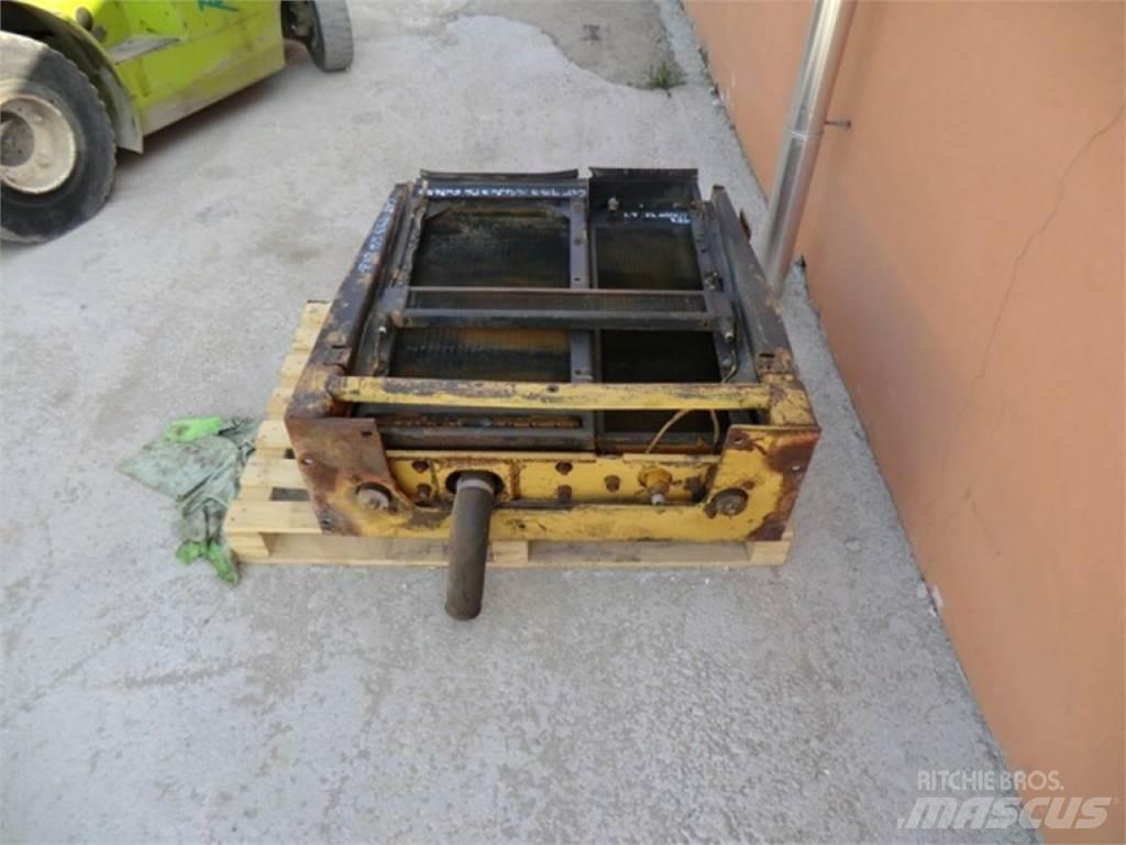 CAT 953 Строительная техника - Другие