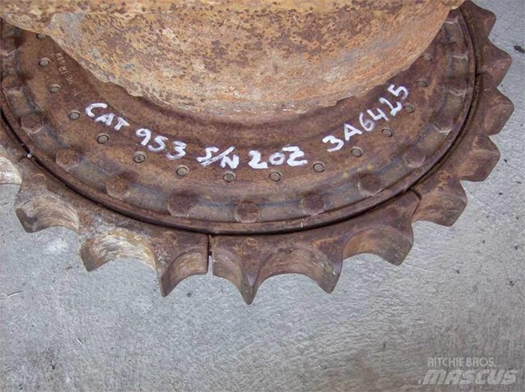 CAT 953 Гусеницы и цепи