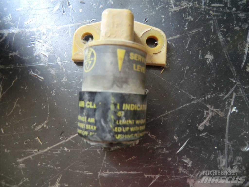 CAT 953 Ходовая часть и подвеска