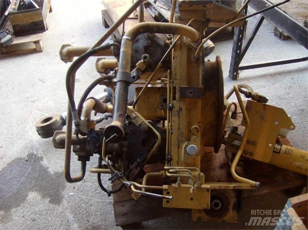 CAT 953C Строительная техника - Другие