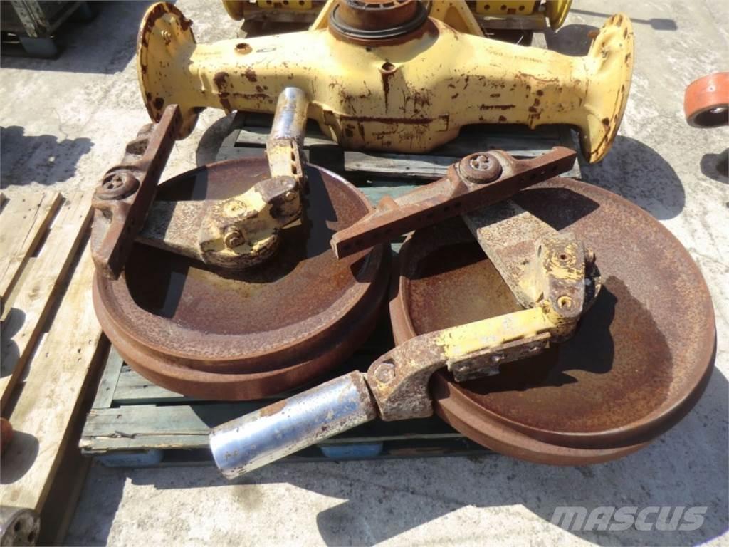 CAT 953C Гусеницы и цепи