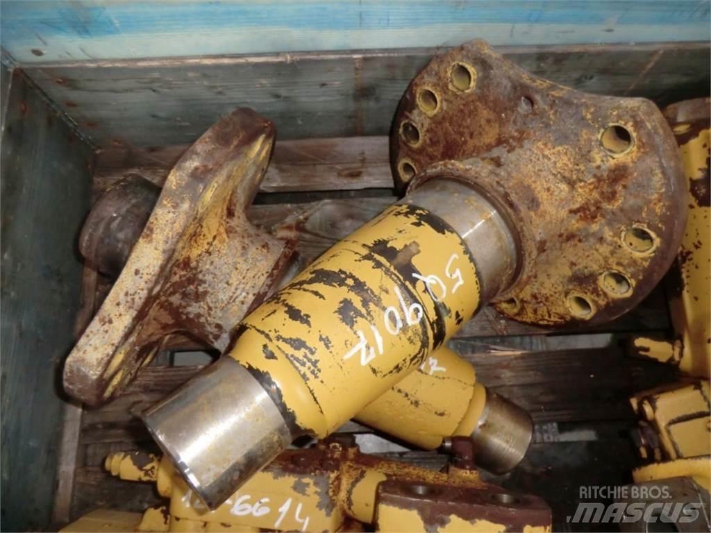 CAT 963C Гусеницы и цепи