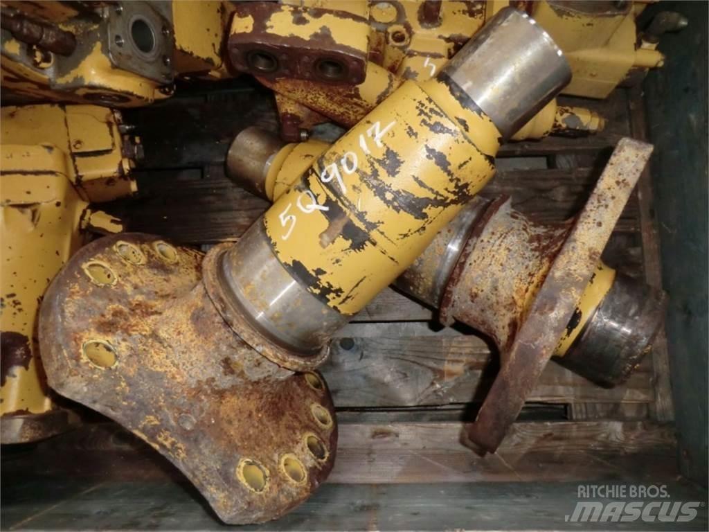 CAT 963C Гусеницы и цепи