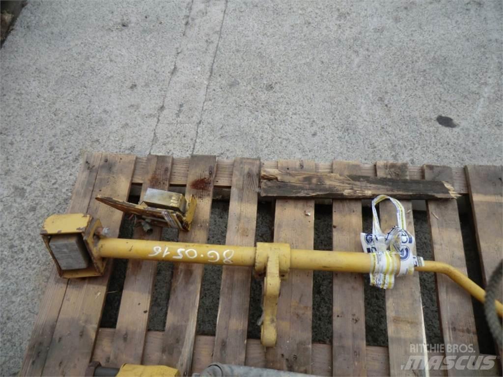 CAT 963C Строительная техника - Другие