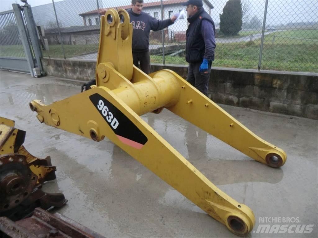 CAT 963D Ходовая часть и подвеска