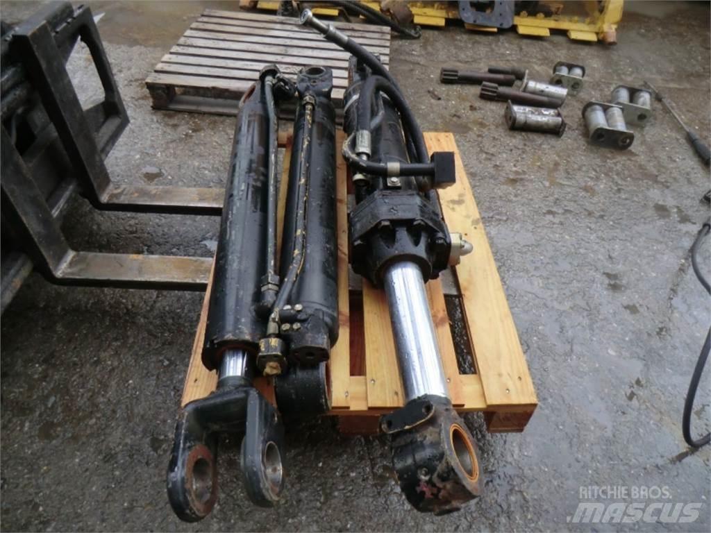CAT 963D Строительная техника - Другие