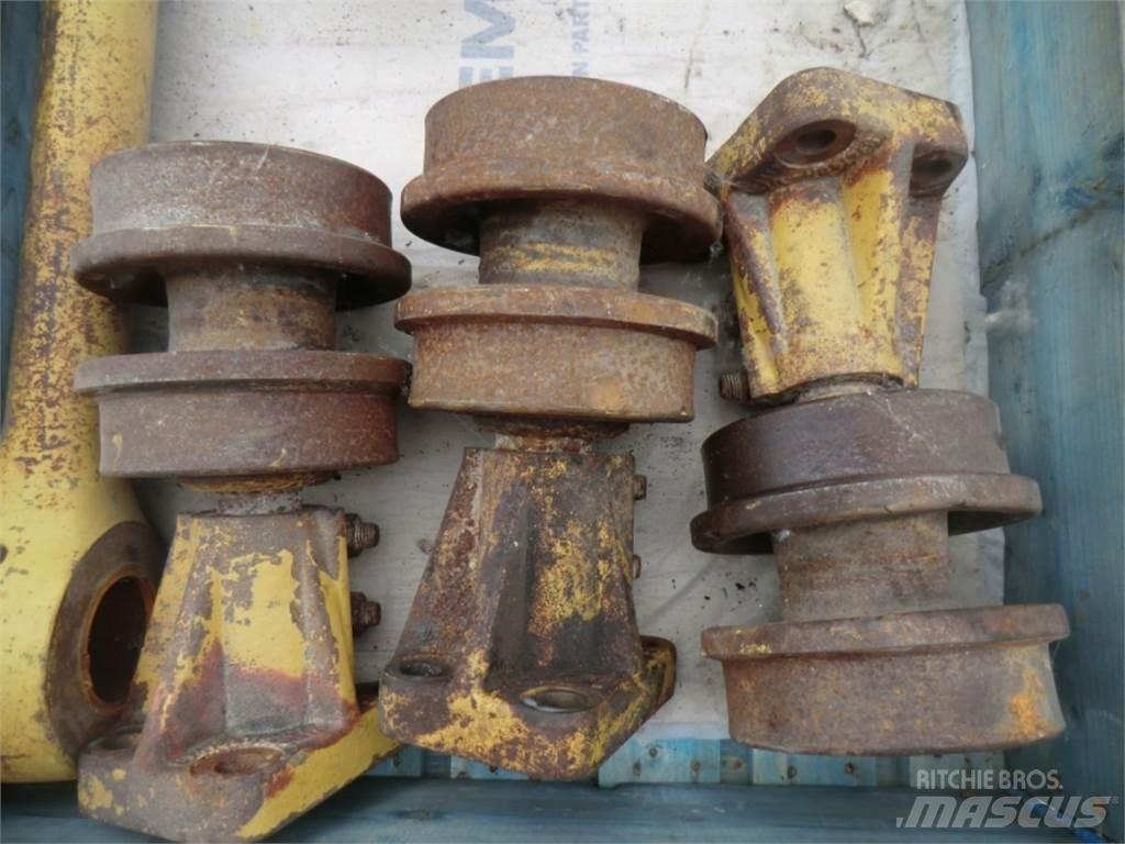 CAT 963D Гусеницы и цепи