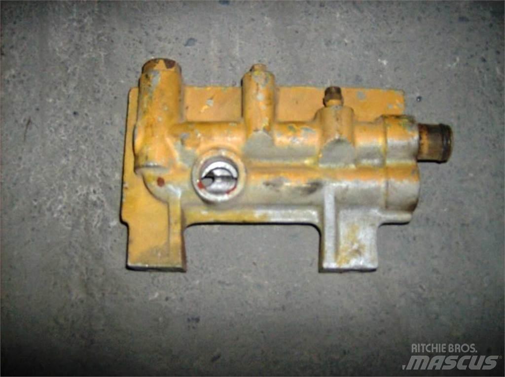 CAT 988 Ходовая часть и подвеска