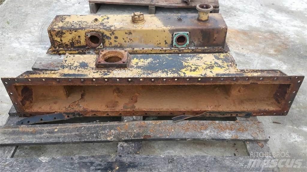 CAT 988B Строительная техника - Другие