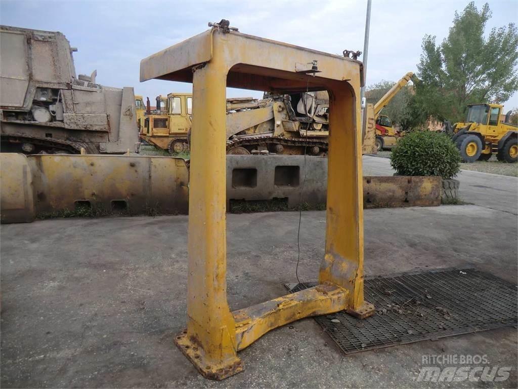 CAT 988B Ходовая часть и подвеска