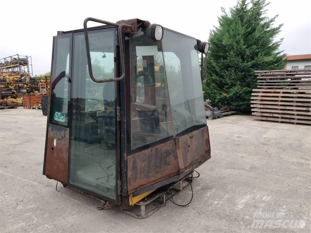 CAT 988G Ходовая часть и подвеска