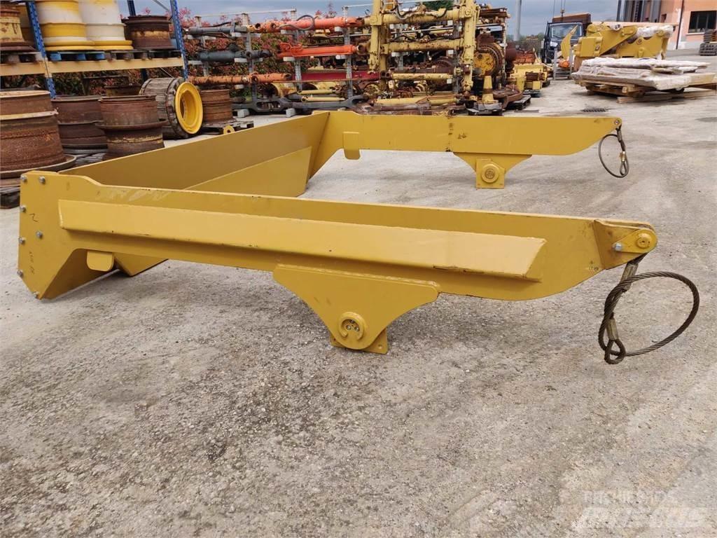CAT 988G Строительная техника - Другие