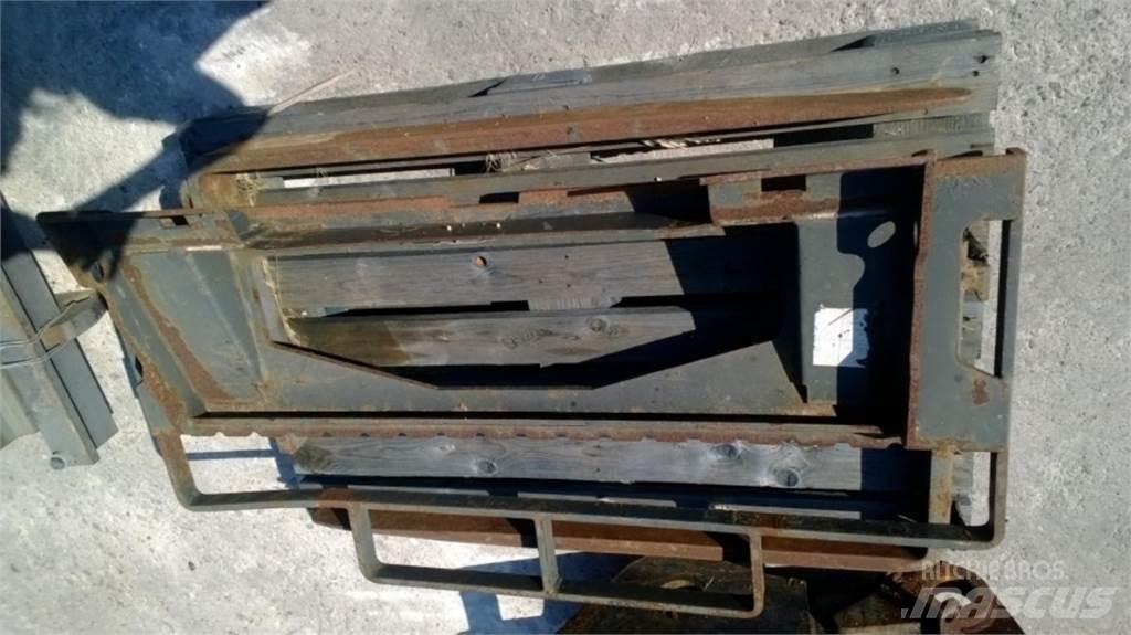 CAT 988G Строительная техника - Другие