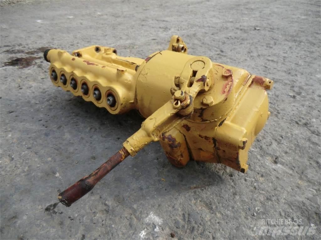 CAT D333 Двигатели