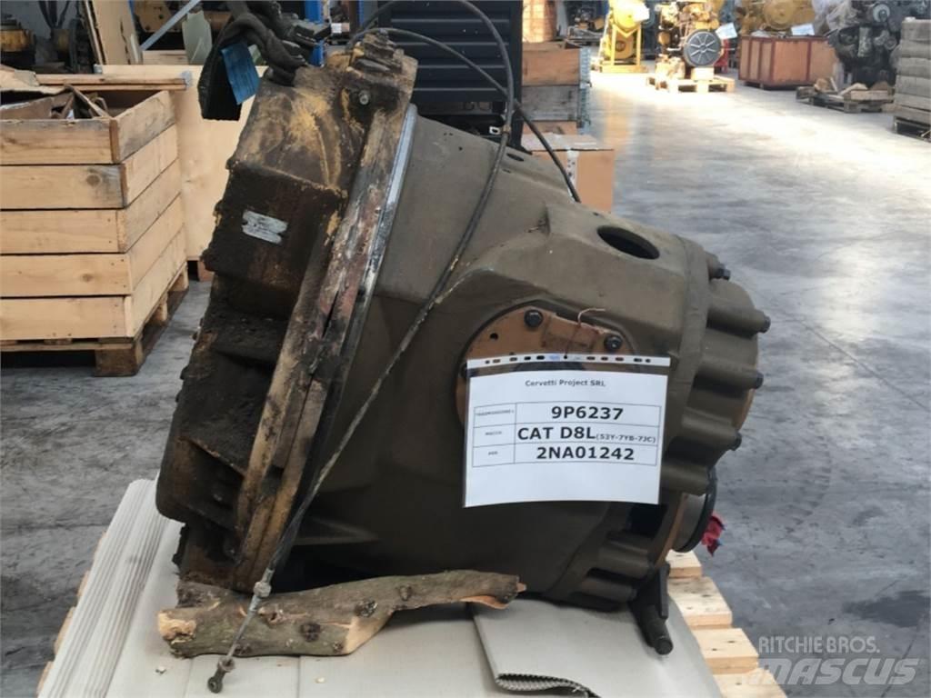 CAT  D8L Строительная техника - Другие