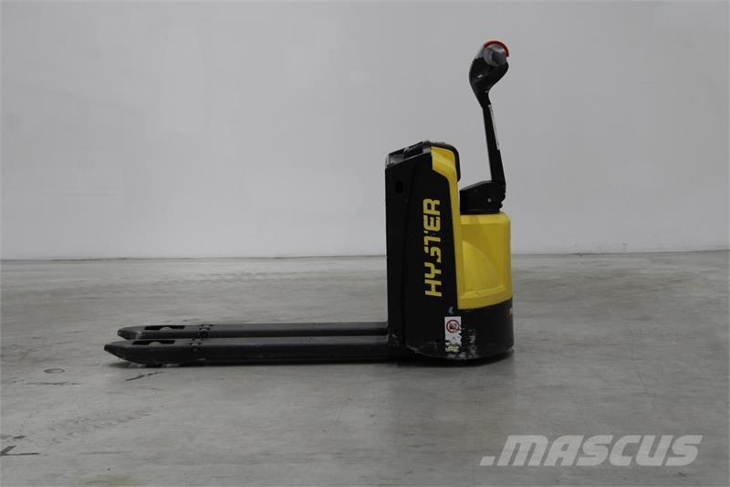 Hyster P1.6 Ручные электрические тележки