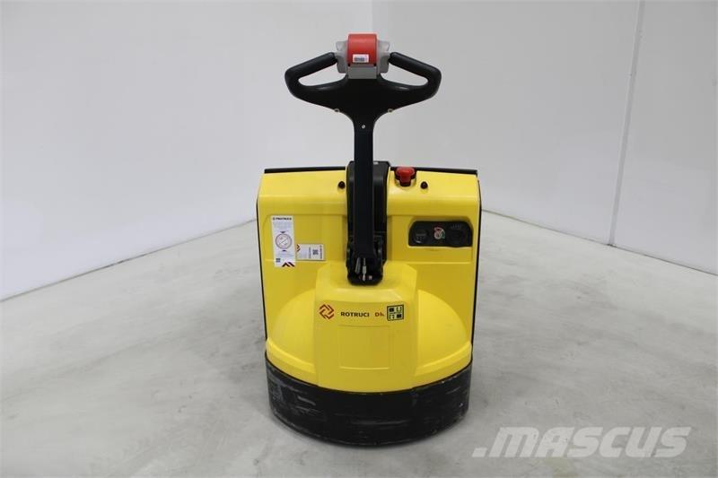 Hyster P1.6 Ручные электрические тележки