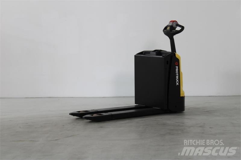 Hyster P1.6 Ручные электрические тележки
