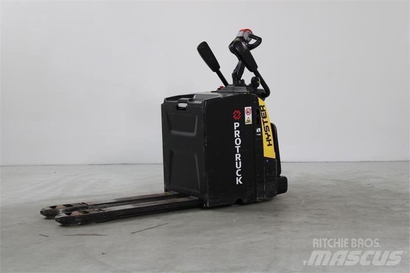 Hyster P2.0S Самоходные электрические тележки