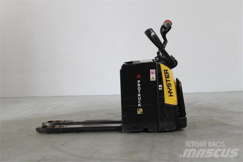 Hyster P2.0S Самоходные электрические тележки