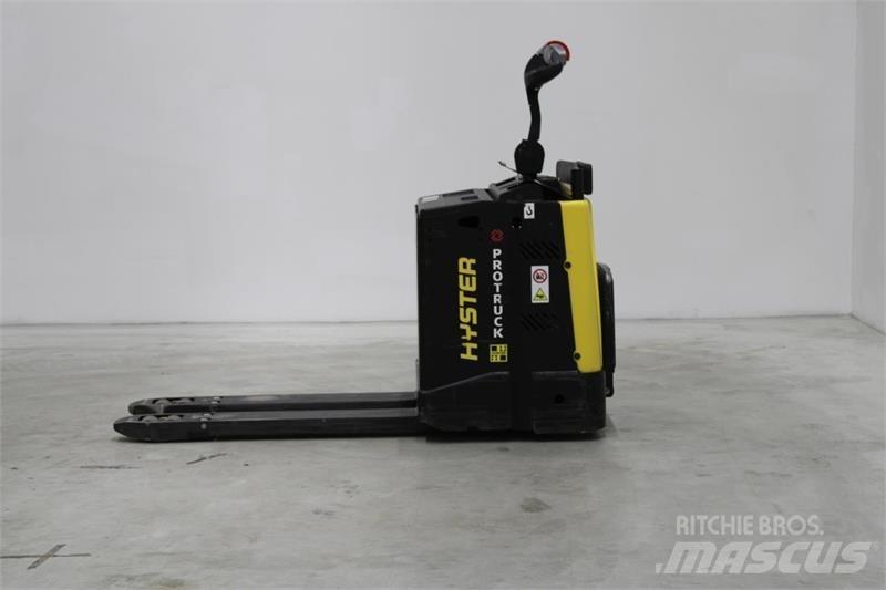 Hyster P2.0S Самоходные электрические тележки