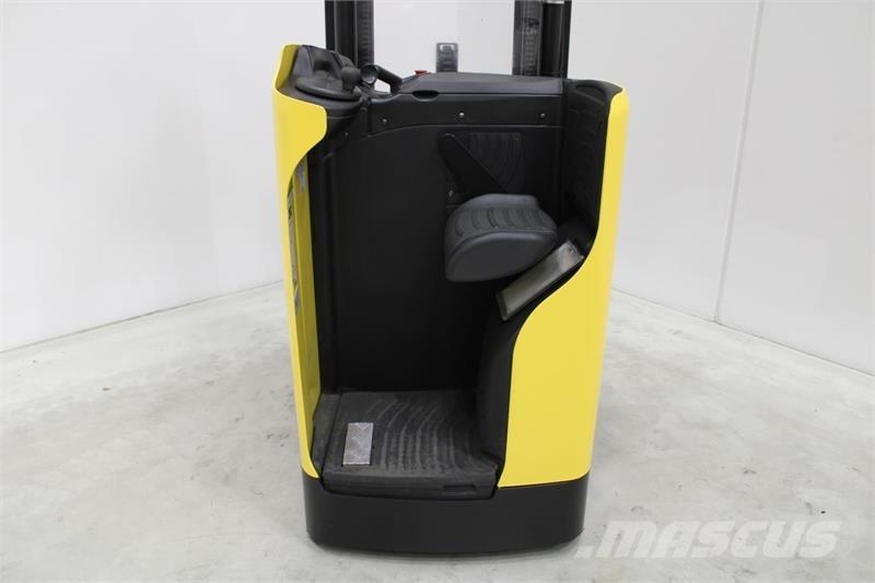 Hyster RS1.6 Самоходные электроштабелёры