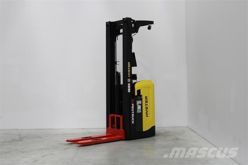 Hyster RS1.6 Самоходные электроштабелёры