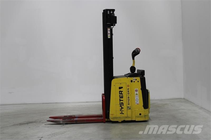 Hyster S1.5S Самоходные электроштабелёры
