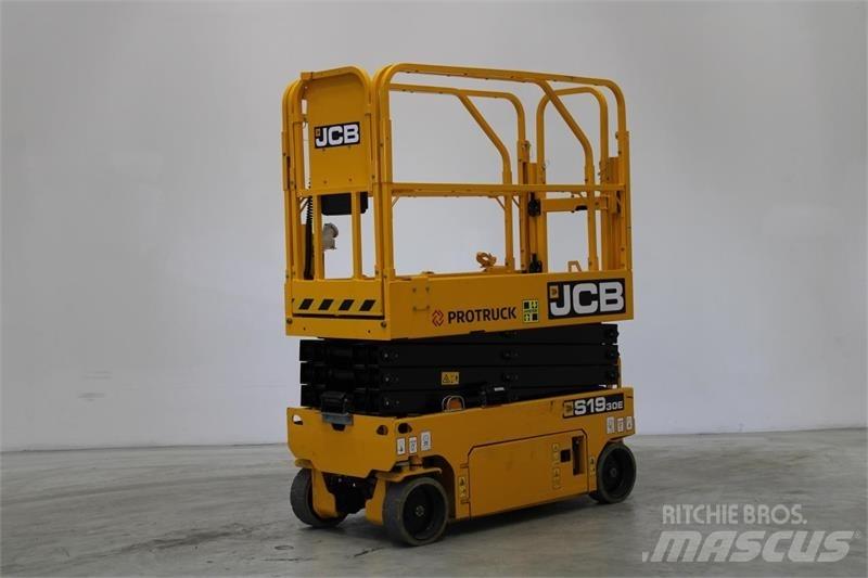JCB S1930E Ножничные подъемники