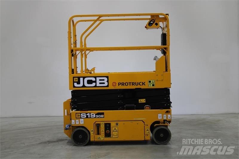 JCB S1930E Ножничные подъемники