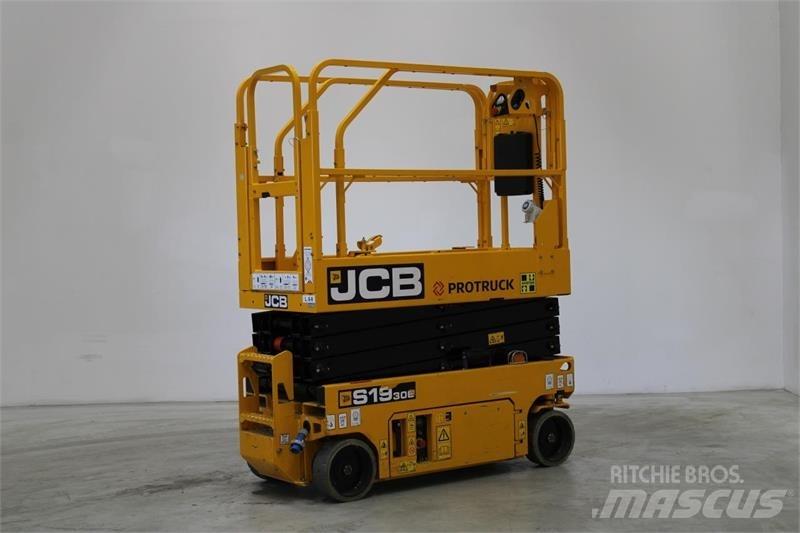 JCB S1930E Ножничные подъемники
