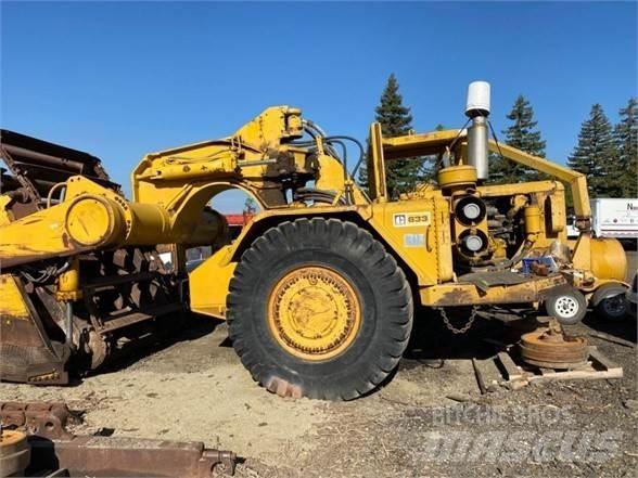 CAT 633 Скреперы
