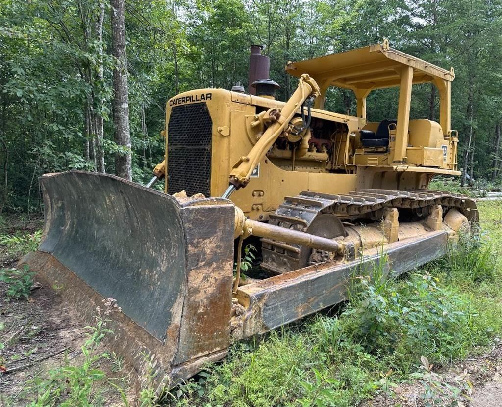 CAT D8H Гусеничные бульдозеры