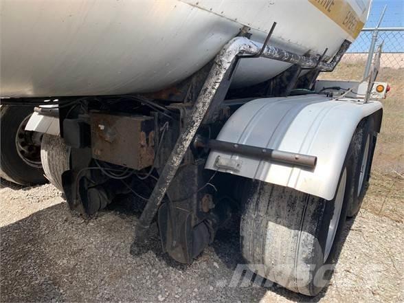 Etnyre STEEL 7,500 Полуприцепы-Цистерны